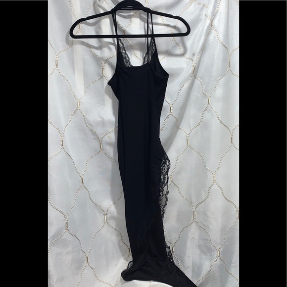 WANT MY LOOK BLACK LACE TRIM MAXI GOWN HIGH SLIT - Picture 4 of 5